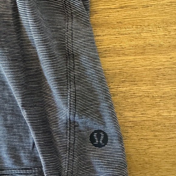 Lululemon Athletica Charcoal Tee with Black Collar - Picture 2 of 2